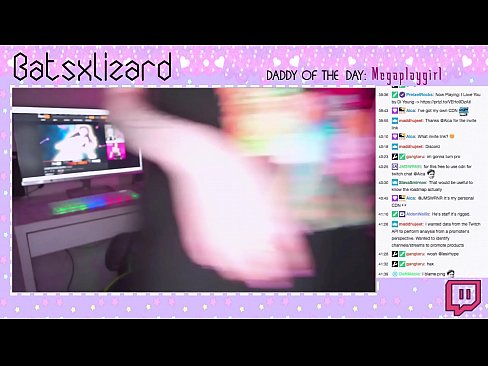 ❤️ 游戏玩家忘了关闭流媒体，在直播中喷出。 ☑ Hard porn️❤